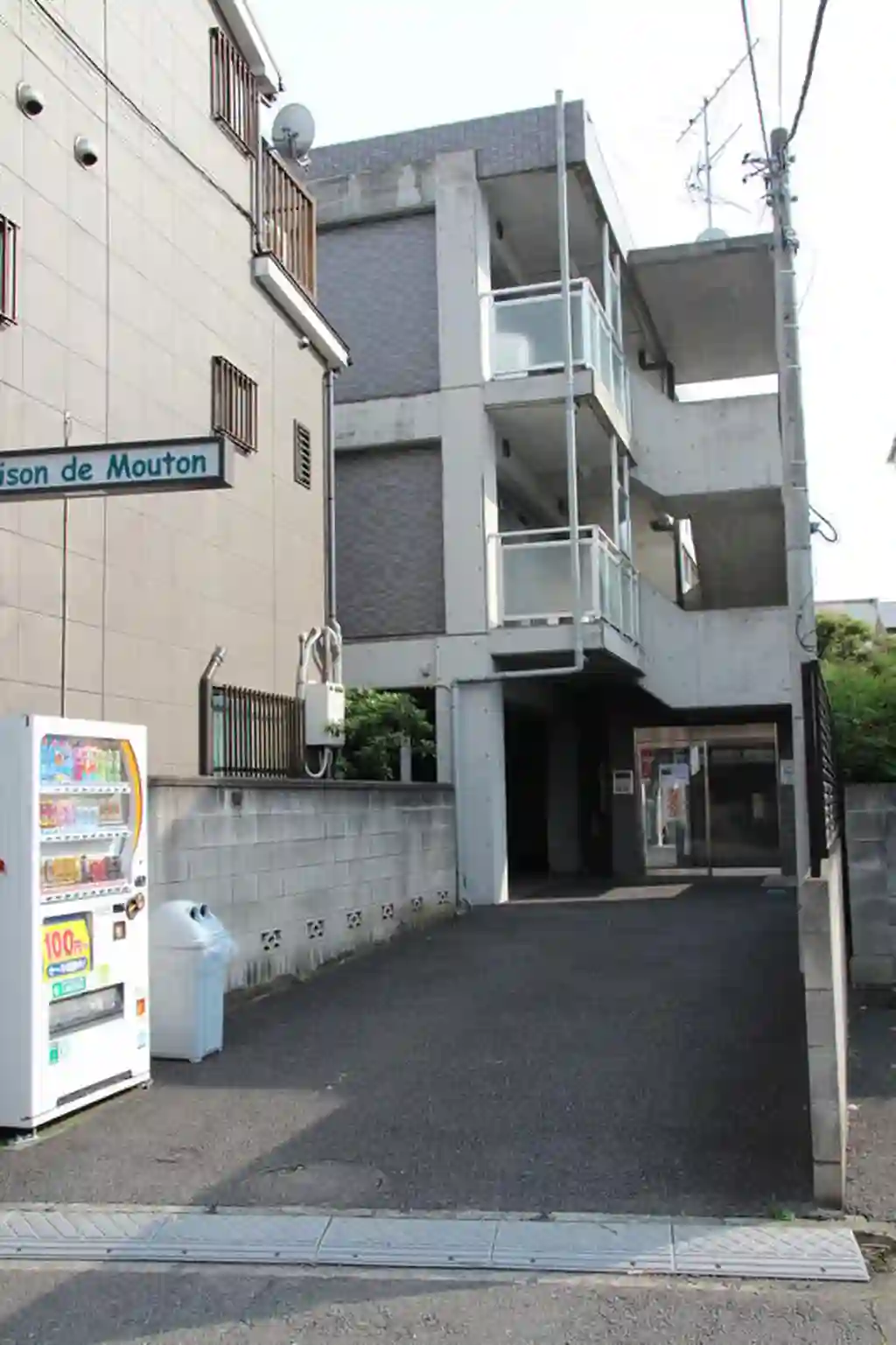 MAISON DE MOUTON 外観